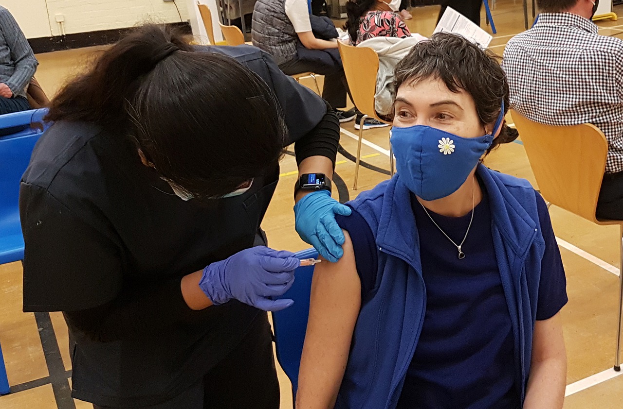 Impfung in einem Impfzentrum