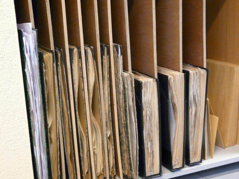 Archive: Tätig für die Zukunft der Vergangenheit