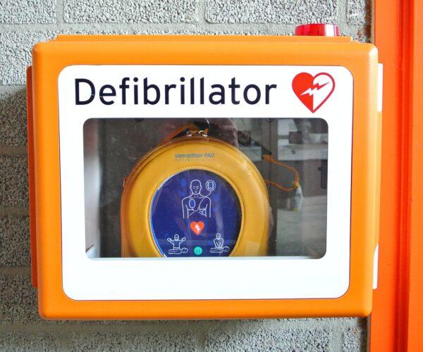 Defibrilator