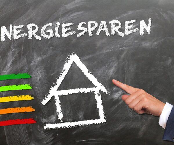 Energiesparen Tafel mit Haus