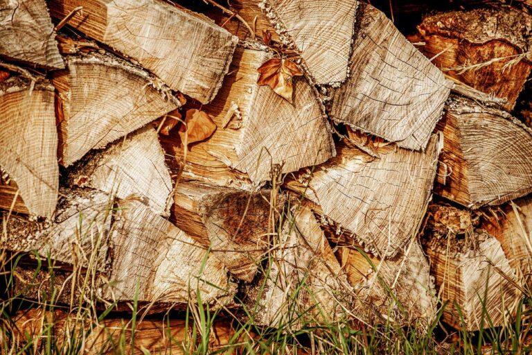 Heizen mit Holz und Verstand: Regierung von Unterfranken gibt Tipps: Weiterbetrieb stillgelegter Holzfeuerungsanlagen
