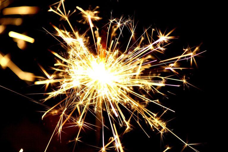 Privates Feuerwerk zum Jahreswechsel vielerorts wieder möglich – Erste Hilfe Tipps